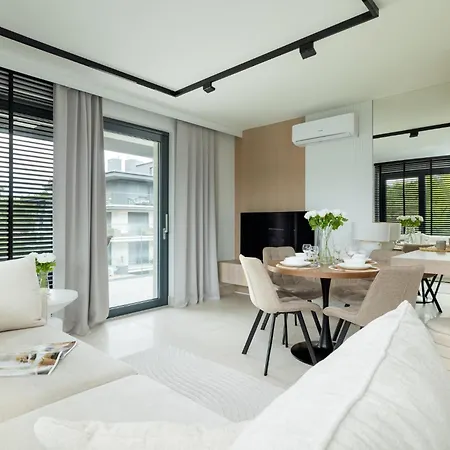 Sea Light - Comfort - By Rentmonkey